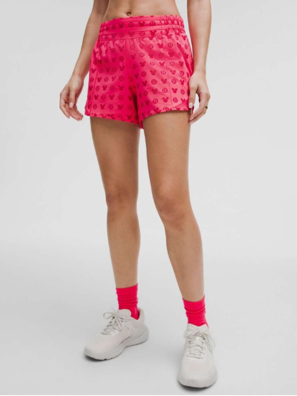 Disney x Lululemon *Hotty Hot High-Rise Short SIZE 4